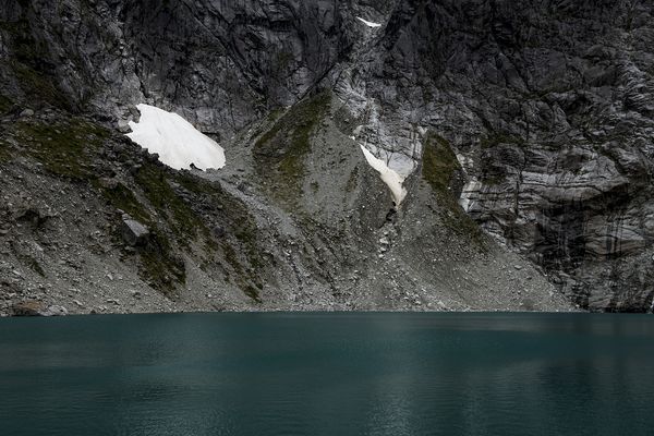 © Angeles Peña - Image from the AGUAS DE MONTAÑA - MOUNTAIN WATER photography project