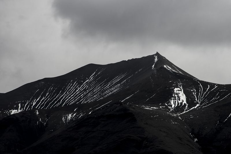 © Angeles Peña - Image from the AGUAS DE MONTAÑA - MOUNTAIN WATER photography project