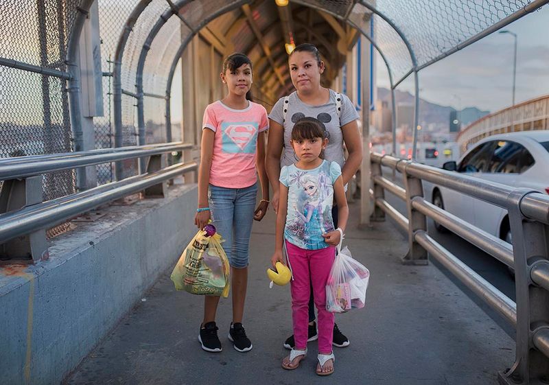 © Ingrid Leyva - Image from the Mexican Shoppers photography project