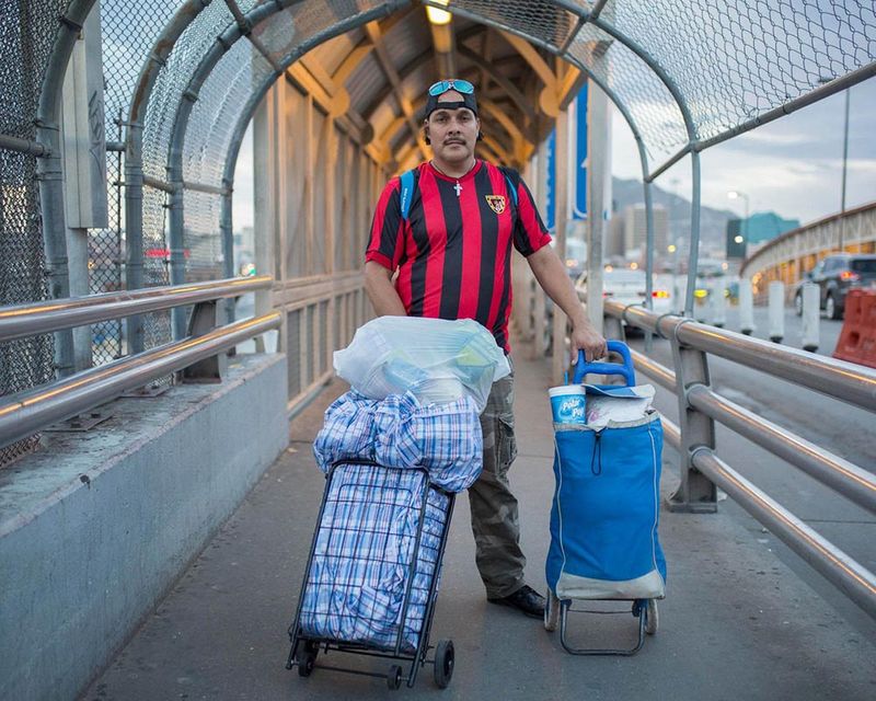 © Ingrid Leyva - Image from the Mexican Shoppers photography project