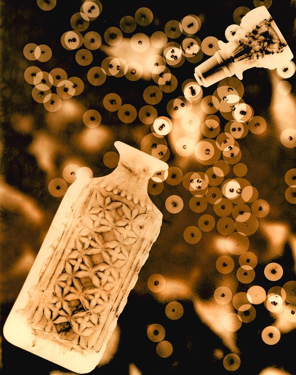 © Jo Stapleton - ©Jo Stapleton, 'decanter and glass marbles with embryonic connecting tissue’ (2022)