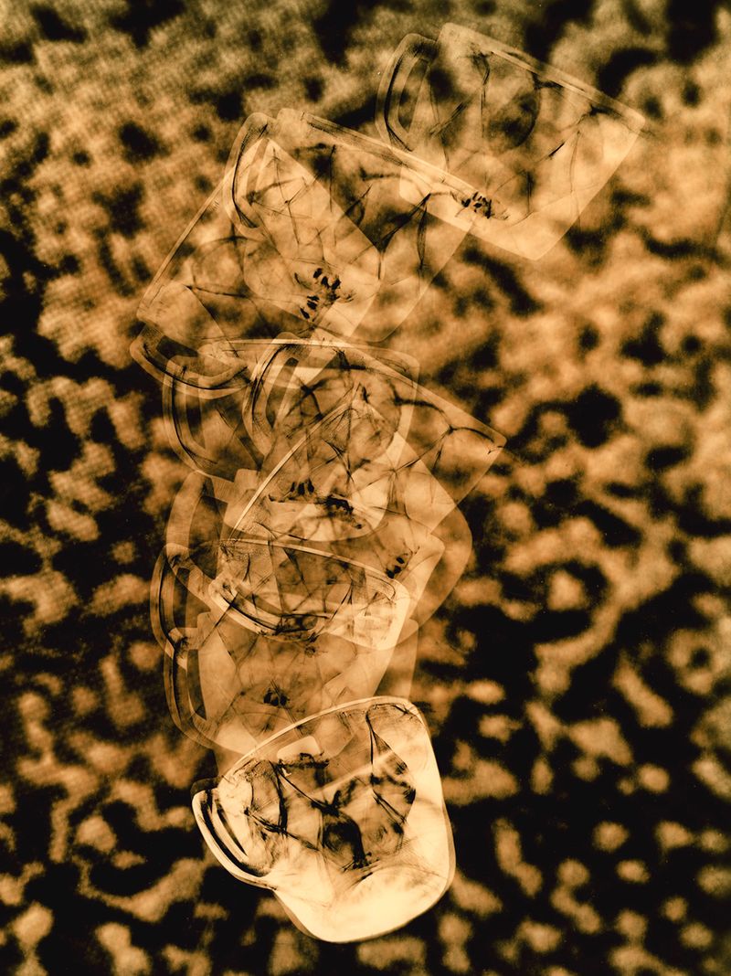 © Jo Stapleton - ©Jo Stapleton, 'dissolving pyrex cups in gut tissue’ (2022)