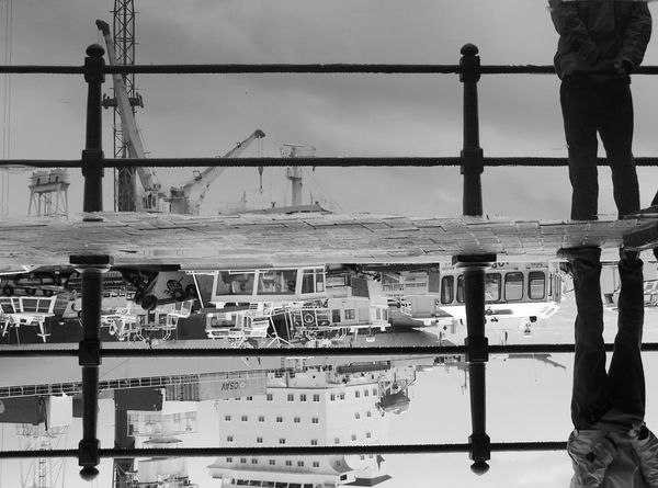 © Cristina Erdmann - "Man and his thoughts" Valparaíso Port, Chile, 2007