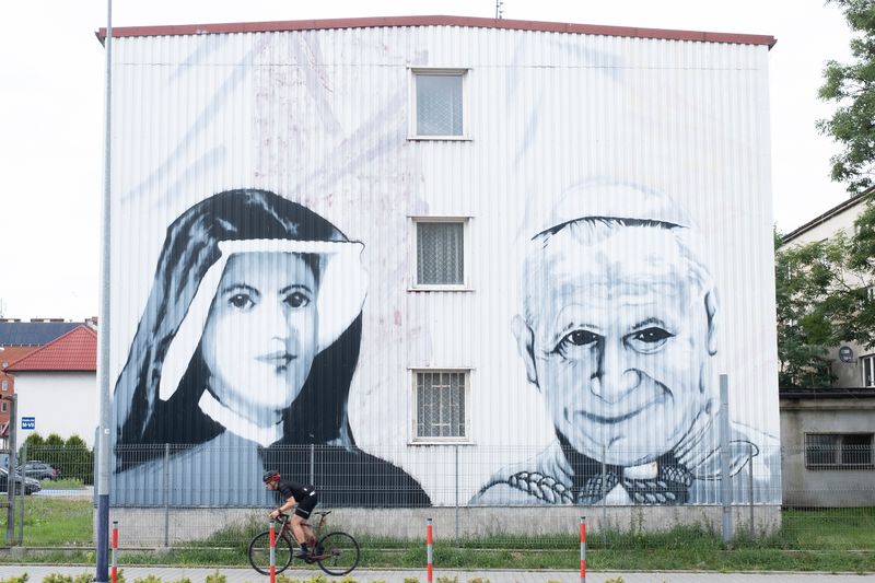 © Joanna Musiał - Image from the Satan at the Paris' gates photography project