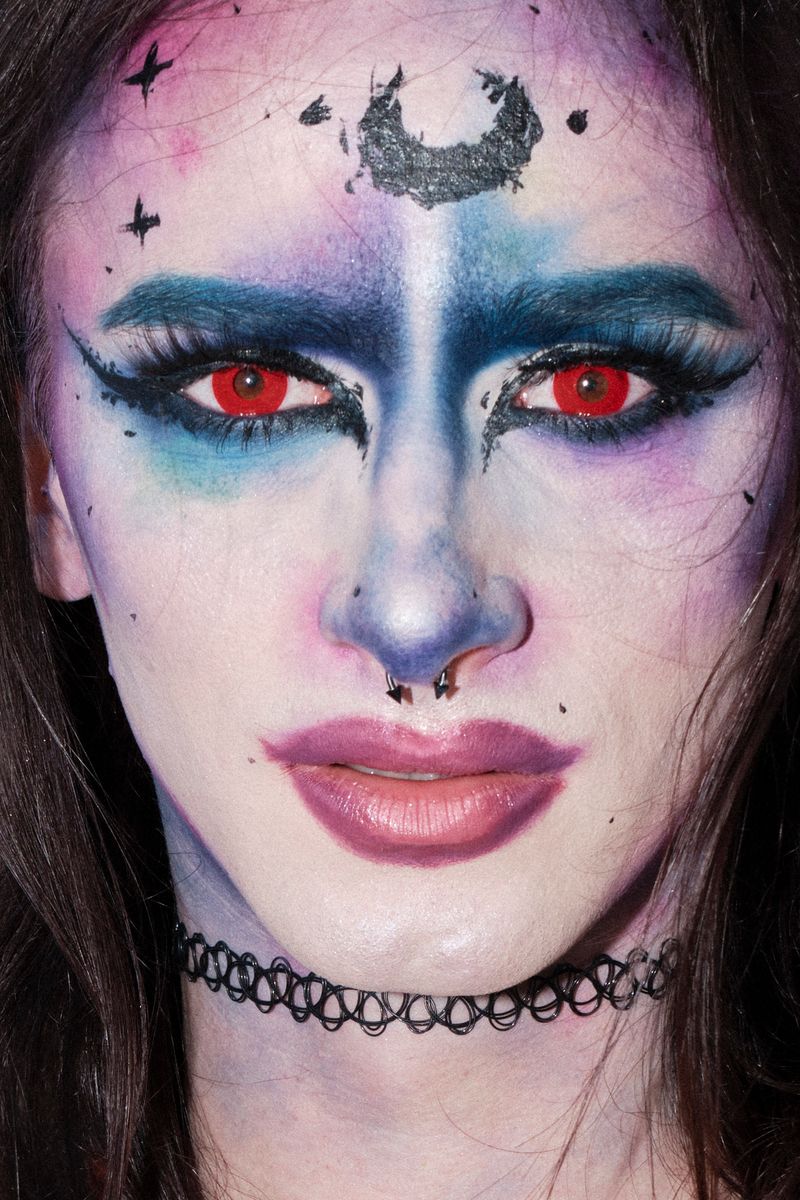 © Joanna Musiał - Image from the Satan at the Paris' gates photography project