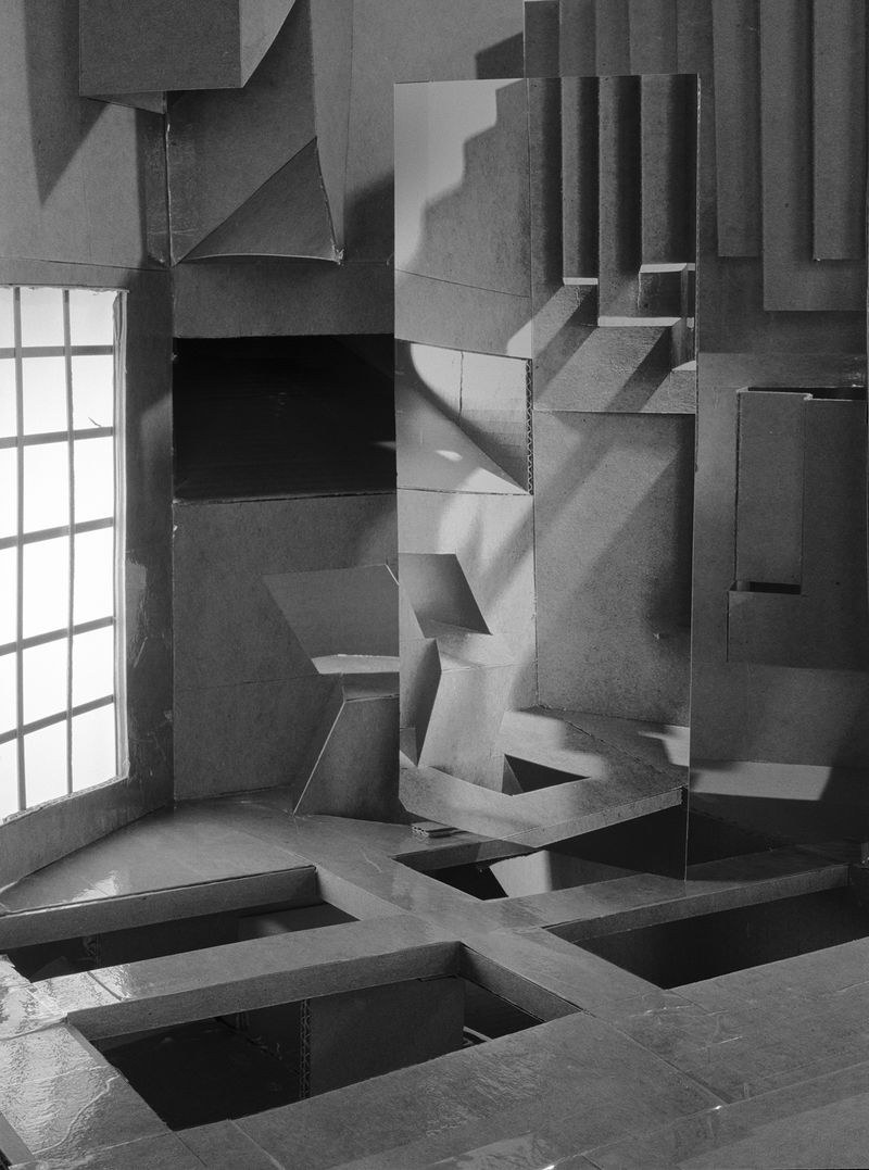 © Robin Crookall - Image from the My Favorite Shapes photography project