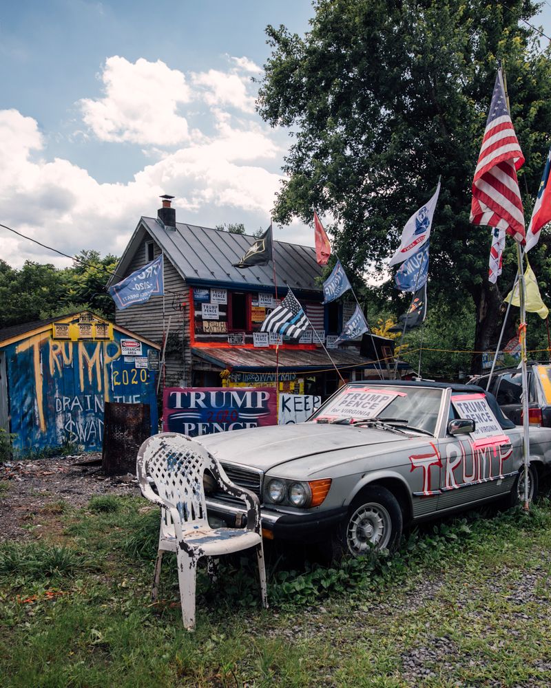 © Ross Gerhold - Image from the The Last Day photography project