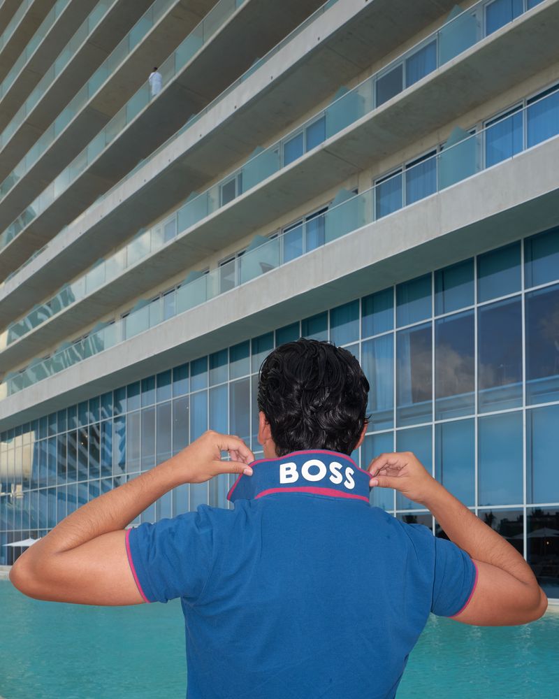 © Ross Gerhold - Image from the Another Day in Paradise photography project