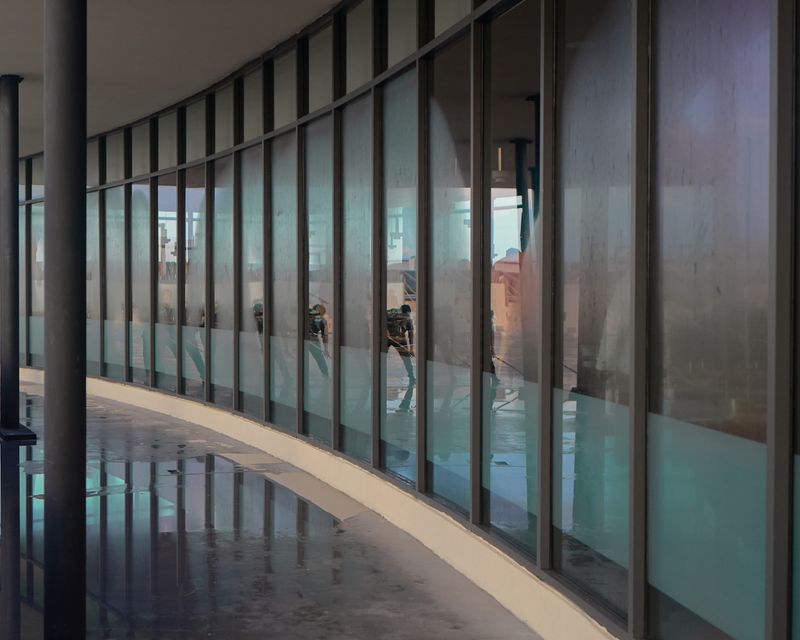 © Ross Gerhold - Image from the Another Day in Paradise photography project