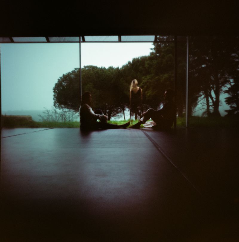 © Diana Olifirova - Image from the Thresholding photography project