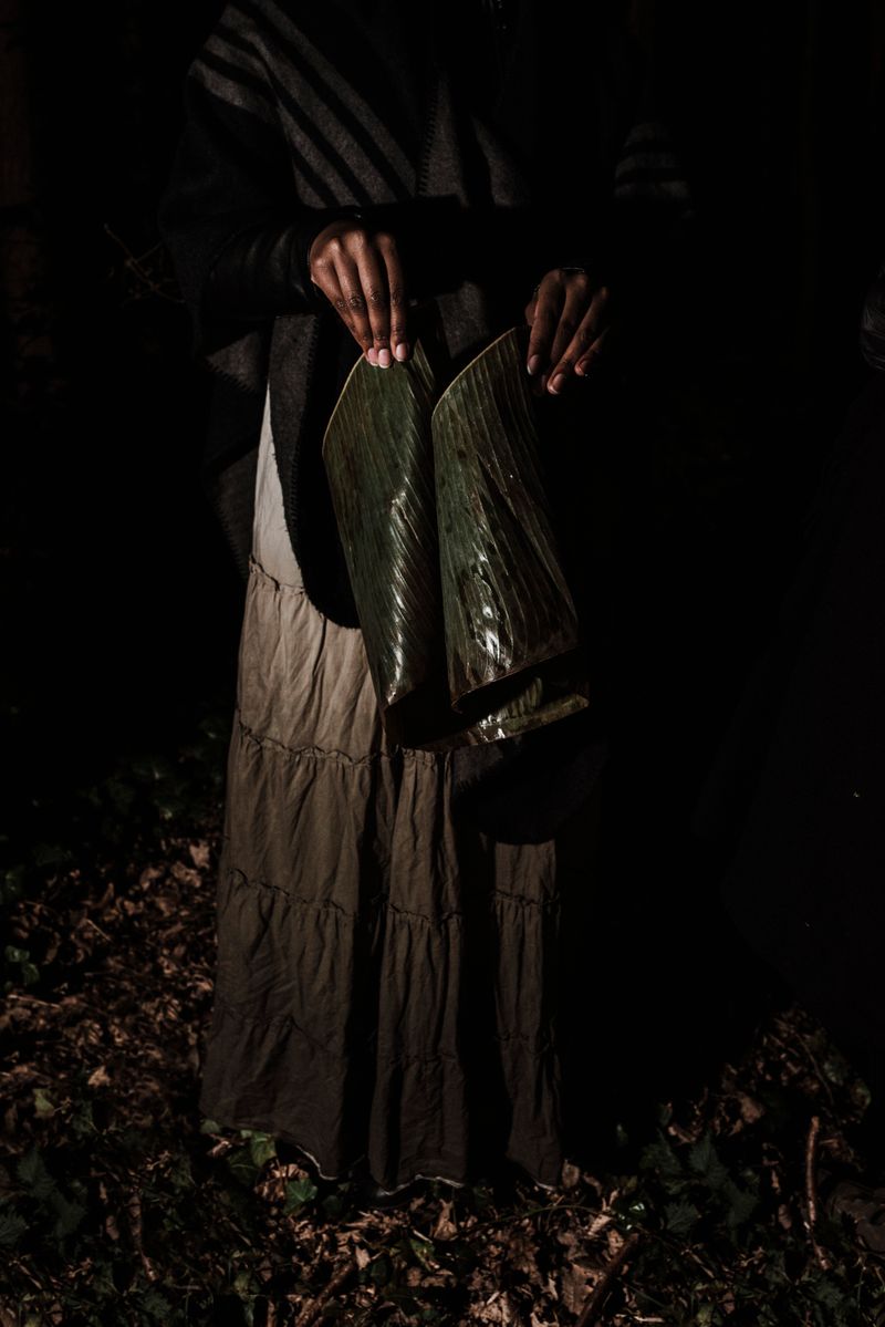 © Michelle Piergoelam - Image from the The untangled tales photography project