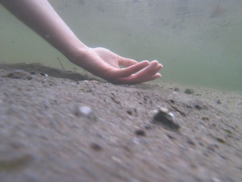© Michelle Piergoelam - Image from the I heard water holds a secret photography project