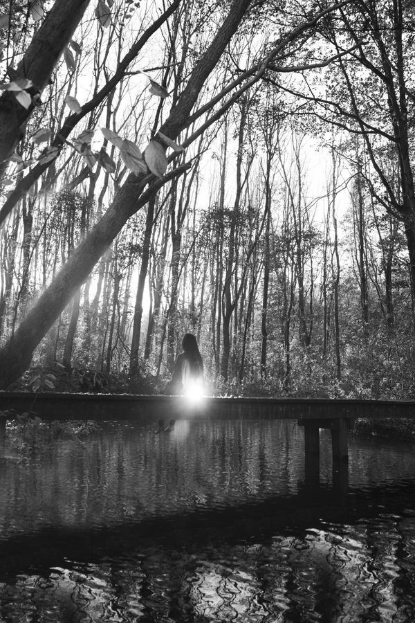© Michelle Piergoelam - Image from the I heard water holds a secret photography project