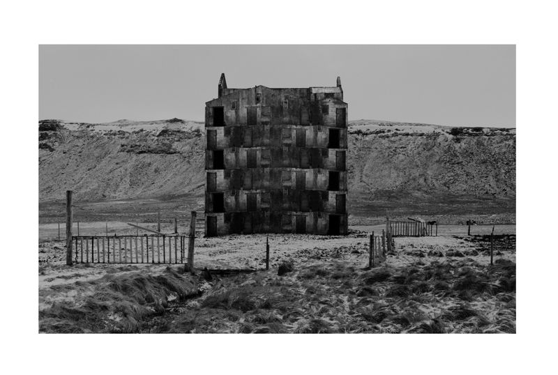 © Jonathan Liu - The Silence Stays