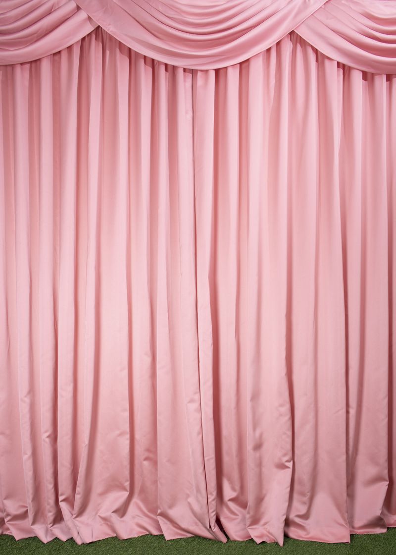 © Sofie Flinth - The Curtain