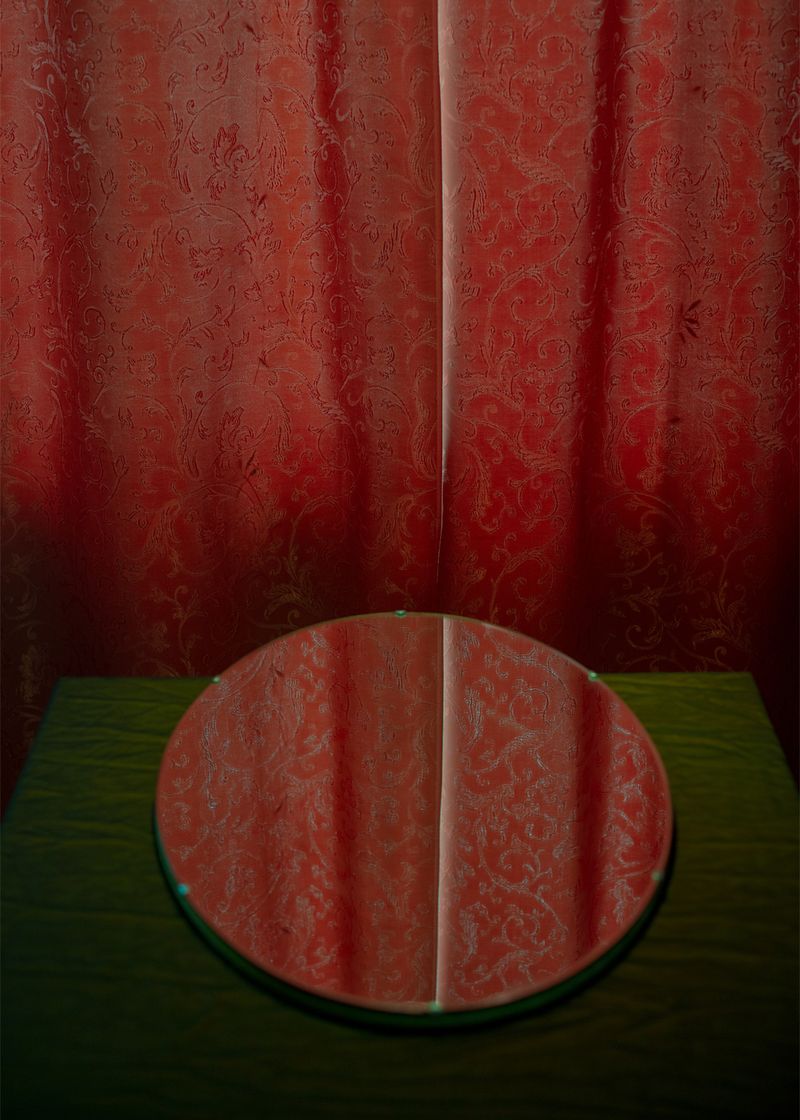 © Arseniy Neskhodimov - Image from the Safety Cards photography project
