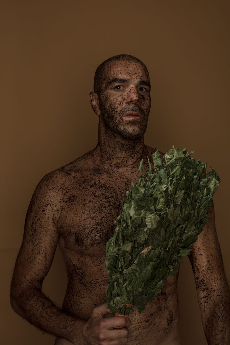 © Arseniy Neskhodimov - Image from the Body care photography project