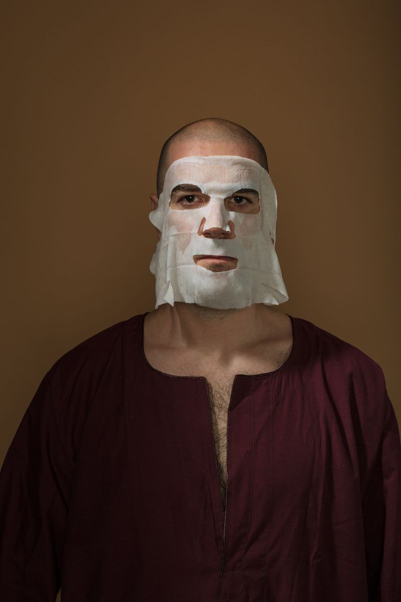 © Arseniy Neskhodimov - Image from the Body care photography project