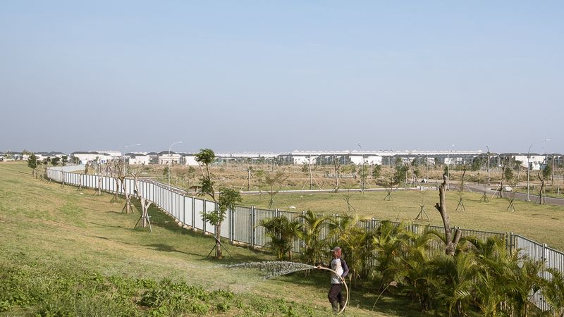 © Adhi Wijaya - Image from the New Island Of Jakarta photography project