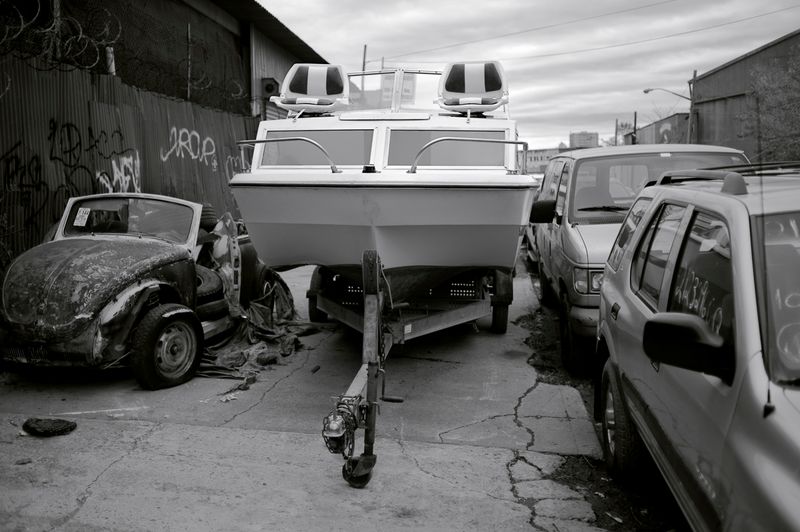 © Jaime Permuth - Image from the YONKEROS photography project