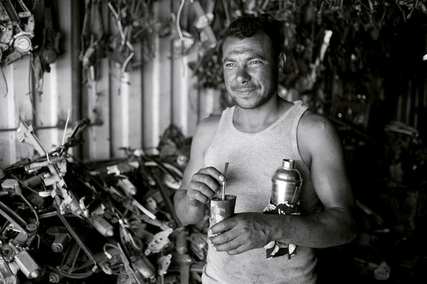 © Jaime Permuth - Image from the YONKEROS photography project