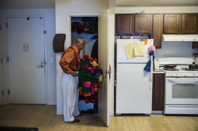 © Jaime Permuth - Image from the Olmedini El Mago photography project