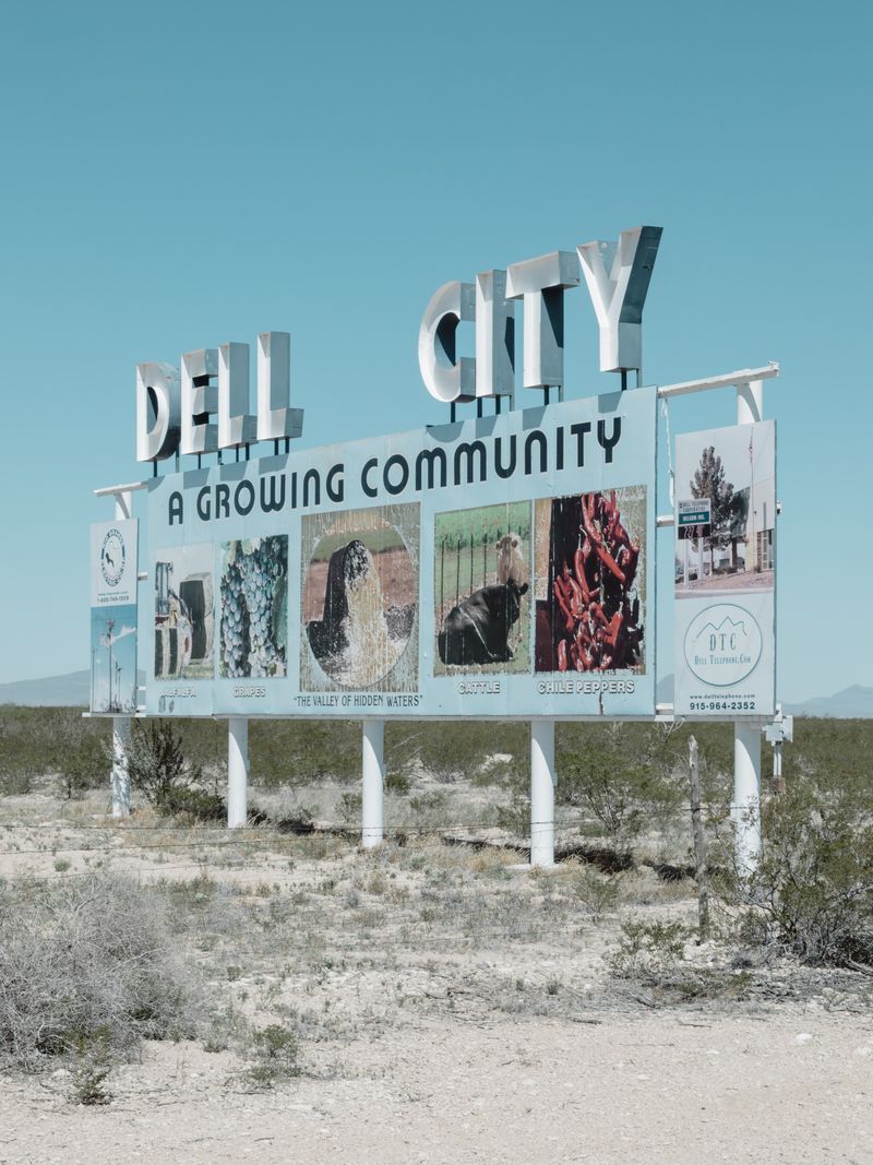 © Anneke D'Hollander - Image from the Dell City photography project