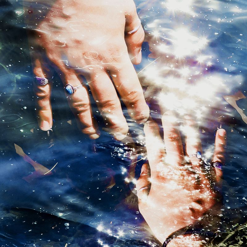 © Natalie Halaseh - Distorted Encounters