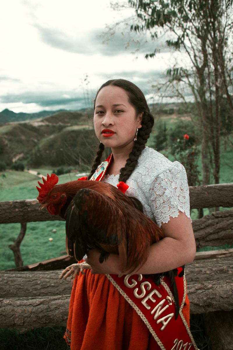 © iLa Coronel - Image from the Cholita sigseña photography project