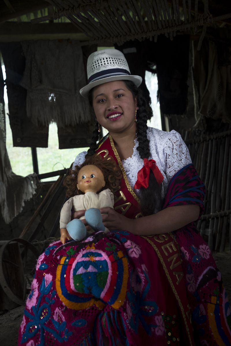 © iLa Coronel - Image from the Cholita sigseña photography project