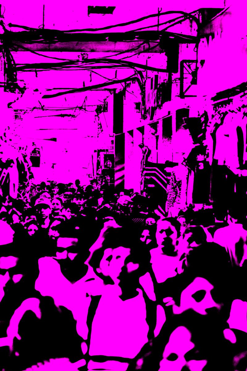 © iLa Coronel - Image from the habitantes del Caos(la bahia) photography project