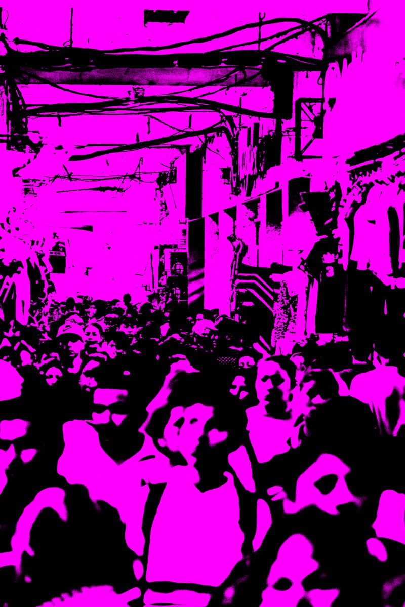 © iLa Coronel - Image from the habitantes del Caos(la bahia) photography project