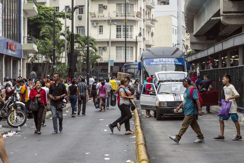 © iLa Coronel - Image from the habitantes del Caos(la bahia) photography project