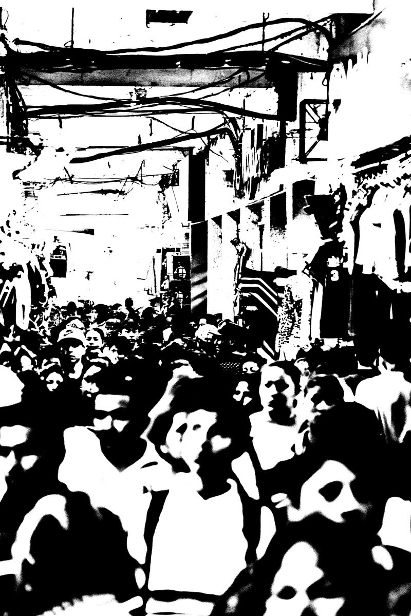 © iLa Coronel - Image from the habitantes del Caos(la bahia) photography project