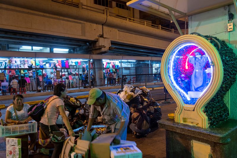 © iLa Coronel - Image from the habitantes del Caos(la bahia) photography project