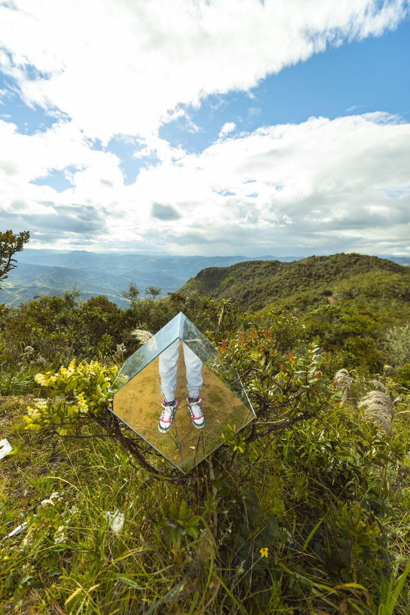 © iLa Coronel - Image from the El cielo bajo los pies photography project