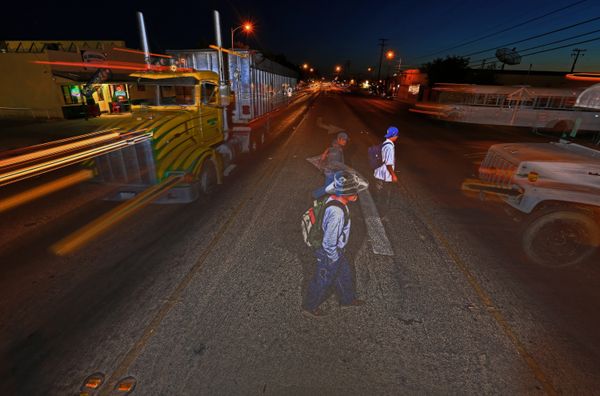 © Richard Street - Image from the Knife Fight City photography project