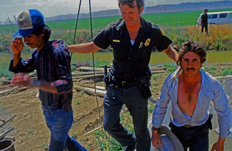 © Richard Street - Image from the Knife Fight City photography project