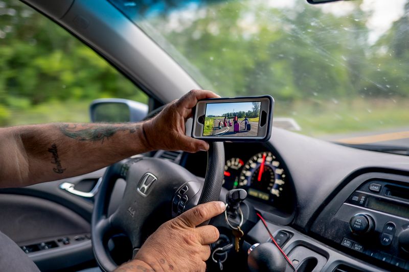 © Ruth Kaplan - Image from the The Theater of Roxham Road photography project