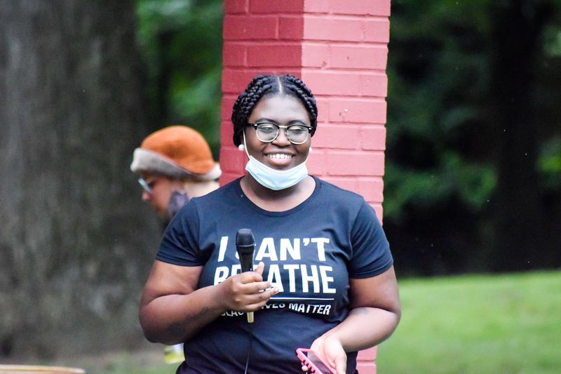 © Ash Esposito ~ Little Box of Random - Speaker in awe