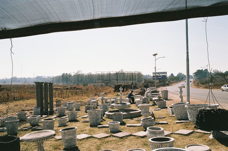 © Chloé Nicosia - Image from the ONE HUNDRED TRILLION DOLLARS photography project