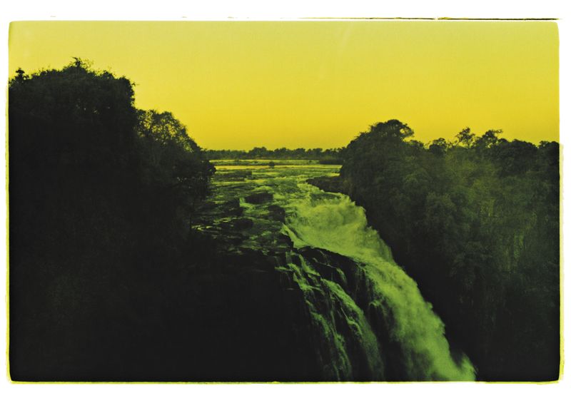 © Chloé Nicosia - Image from the ONE HUNDRED TRILLION DOLLARS photography project