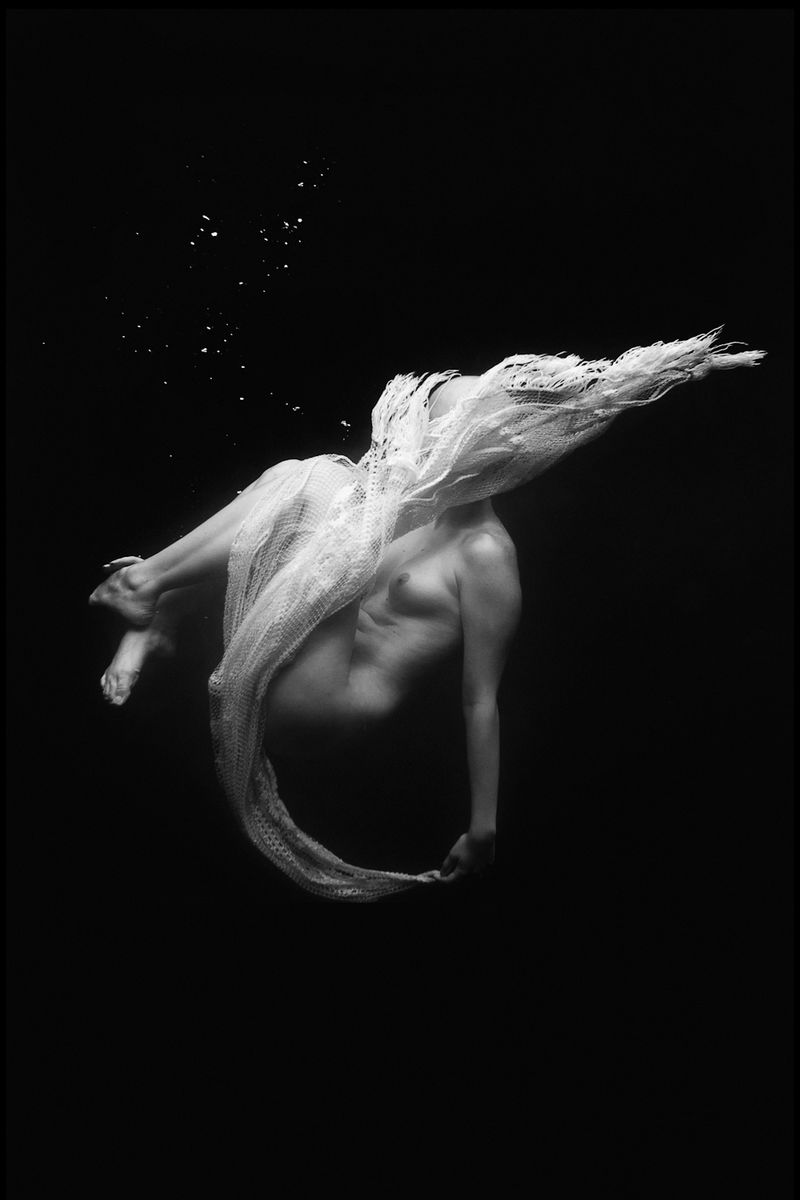 © Renee Revah - Abyss