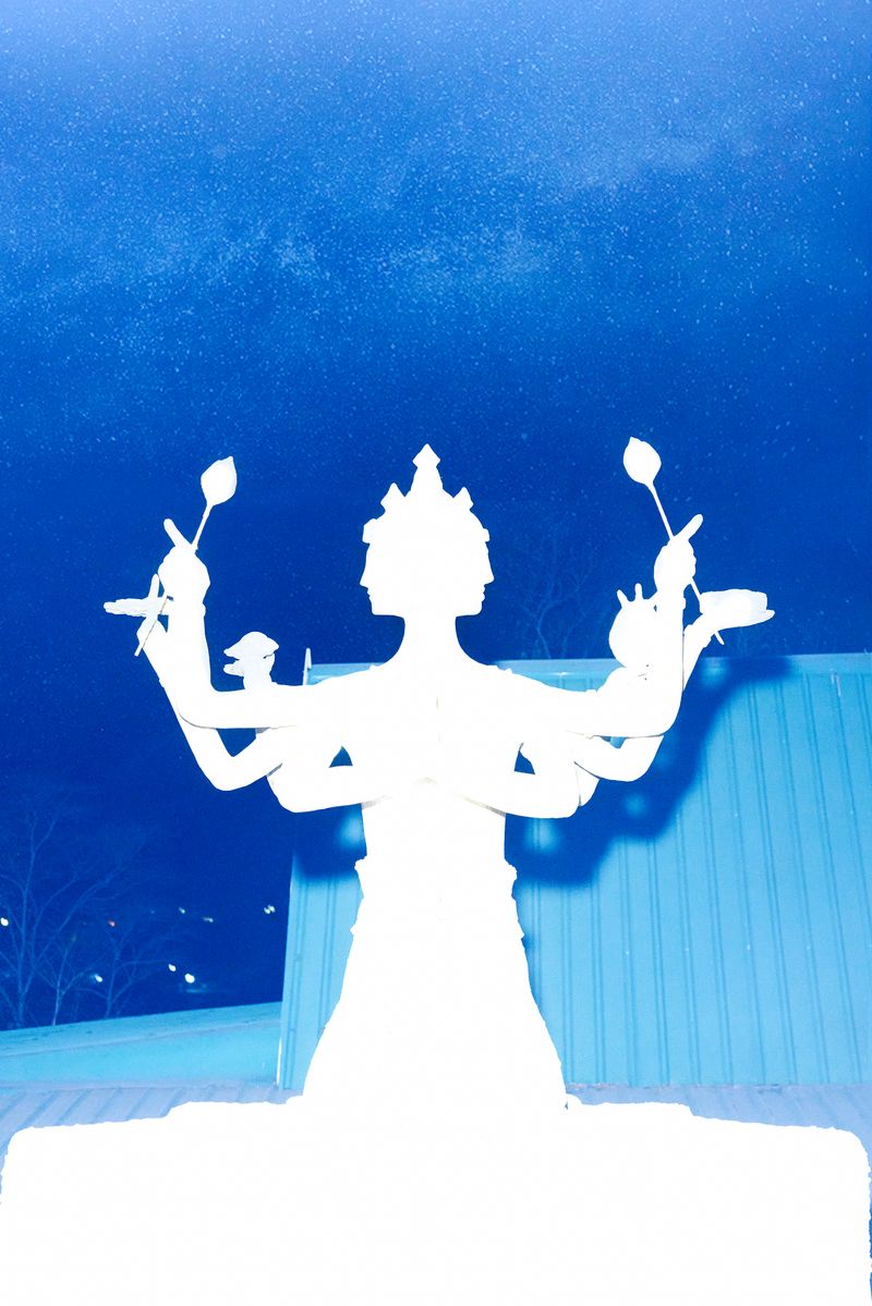 © Kanrapee Chokpaiboon - Image from the Human, Mind, Space photography project