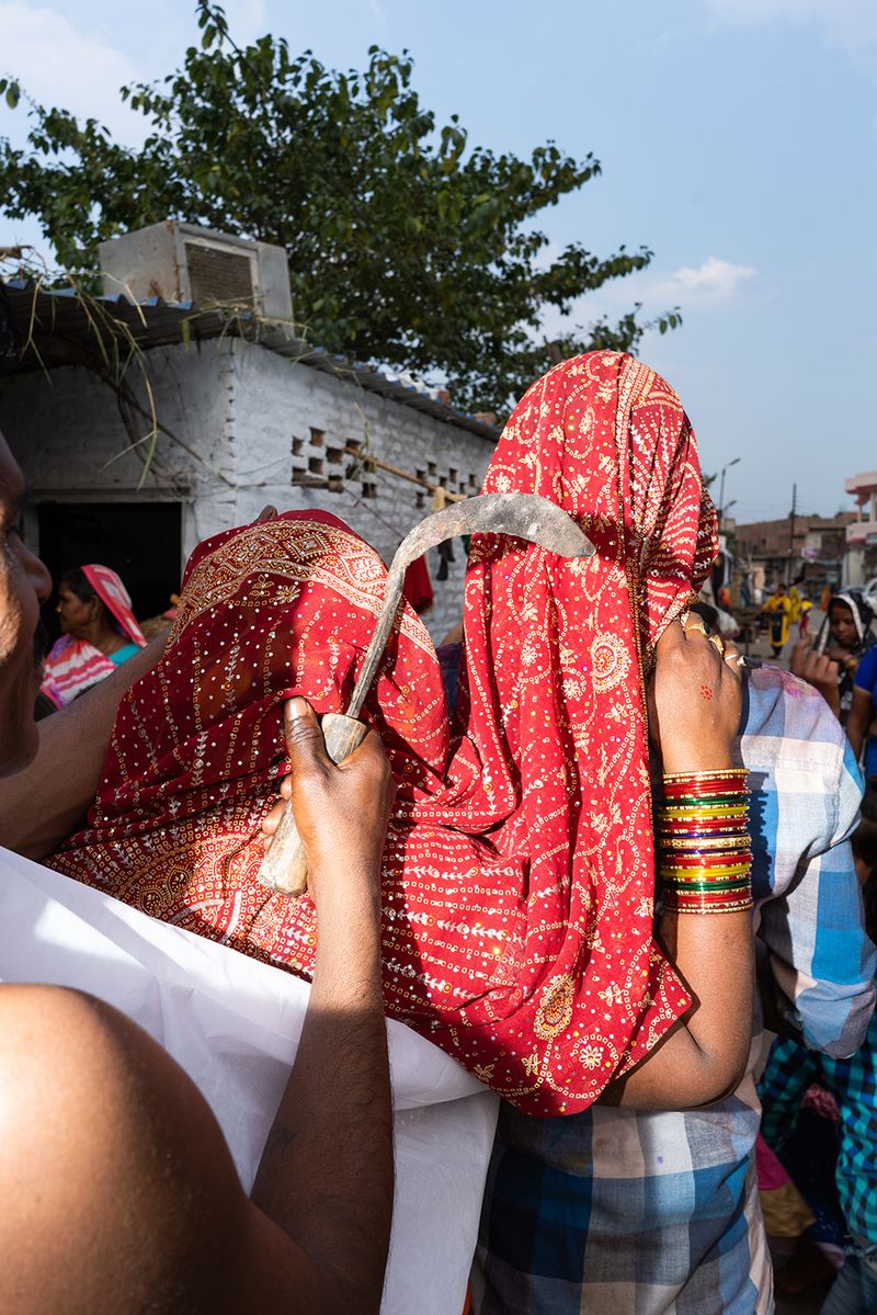 © Kanrapee Chokpaiboon - A wedding (usually an arranged married), the bride is walking to the groom's house.