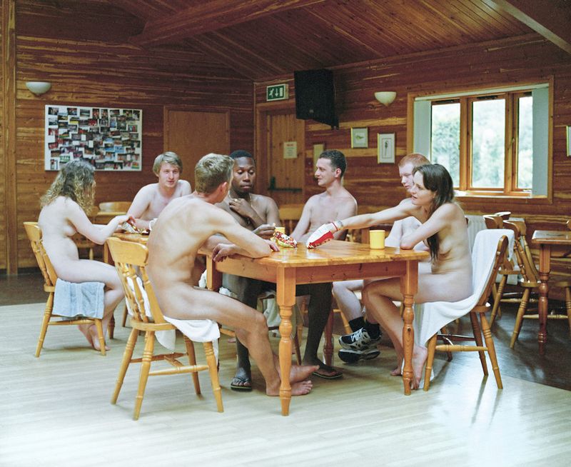© Laura Pannack - Lunch at Manchester Sun & Air club from the series YBN