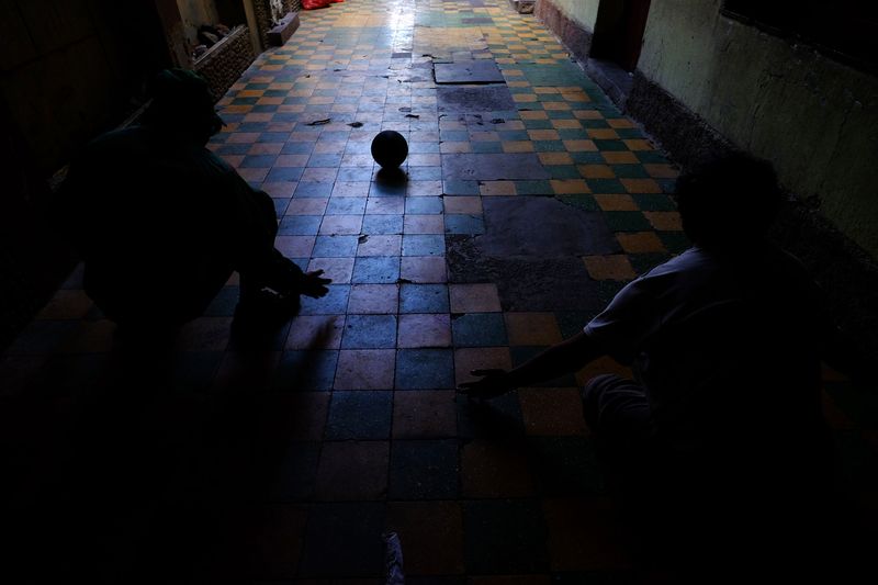 © Wara Vargas Lara - Image from the Quarantine in the dark photography project