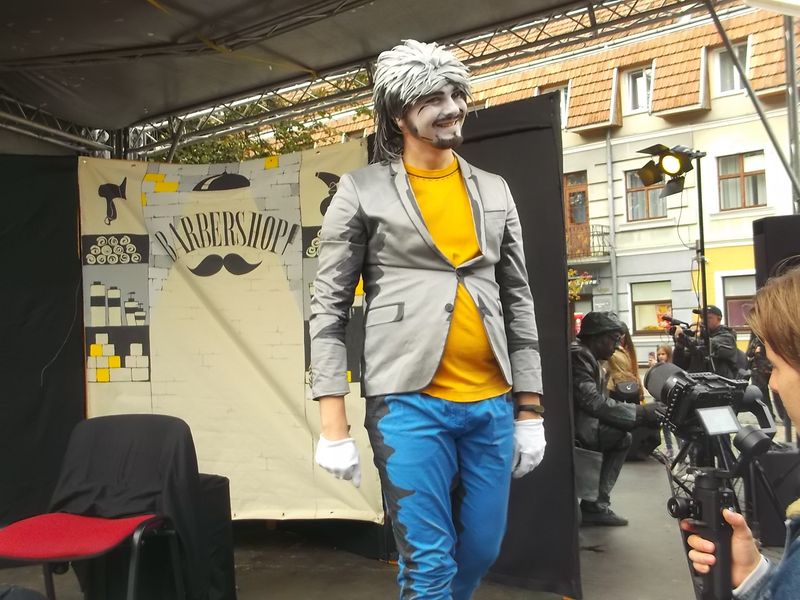 © Andrei  Kolyaskin - Living  scuptures  on  the  Independence  Day  in  Ivano - Frankivsk  City , Ukraine .