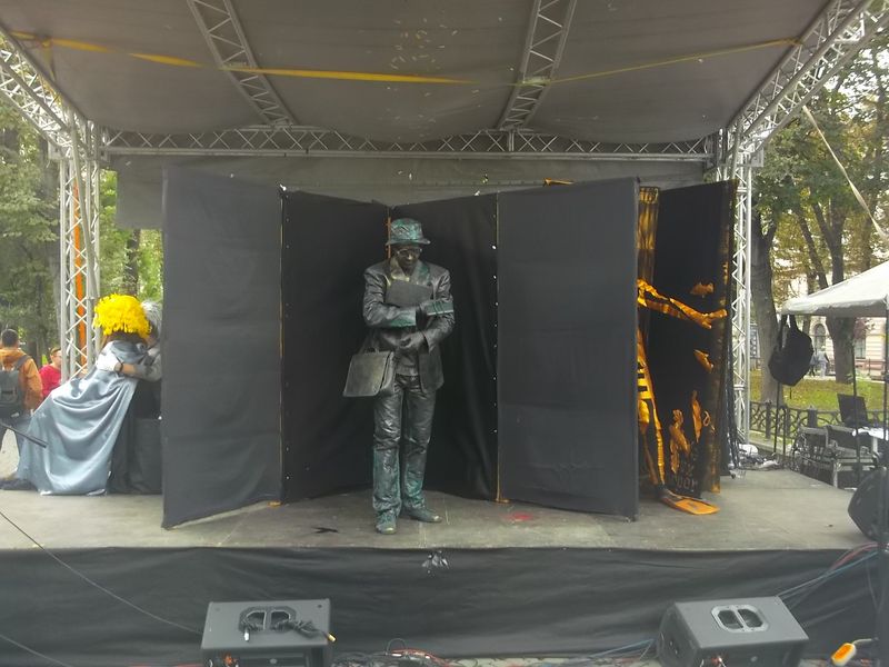 © Andrei  Kolyaskin - Living  scuptures  on  the  Independence  Day  in  Ivano - Frankivsk  City , Ukraine .