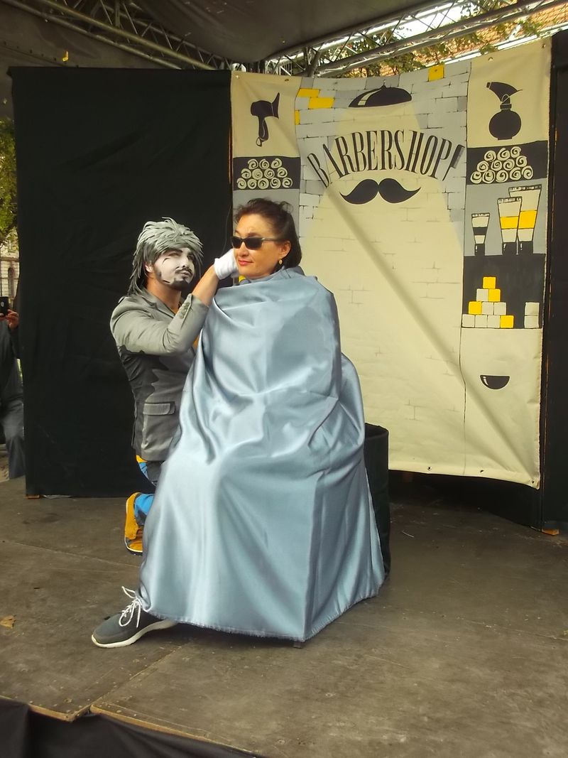 © Andrei  Kolyaskin - Living  sculptures  show  on  the  central  part  of  Ivano - Frankivsk  City , Ukraine .